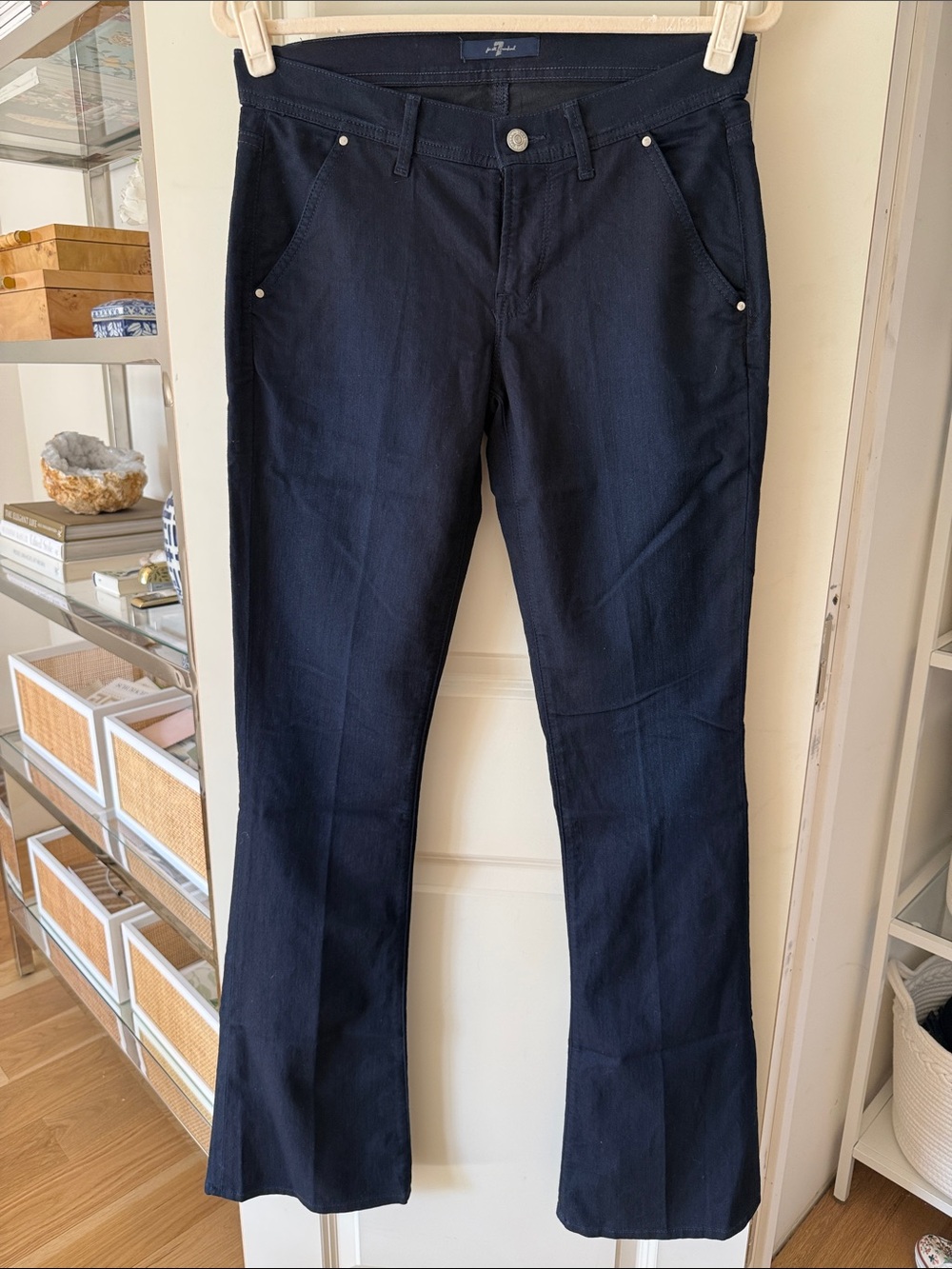 RARE! 💙 7 For All Mankind Dark Rinse Lightweight Trouser Denim Flare, Size 28